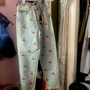 Minga London Cherry Mom Jeans NWT